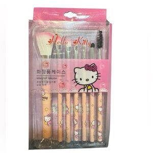 Hello Kitty Make Up Brushes - 7 brushes total